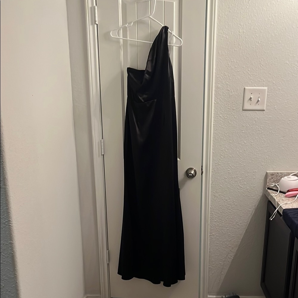 Lulu's Red One-Shoulder Cocktail Gown